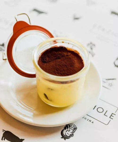 tiramisù in barattolo di vetro